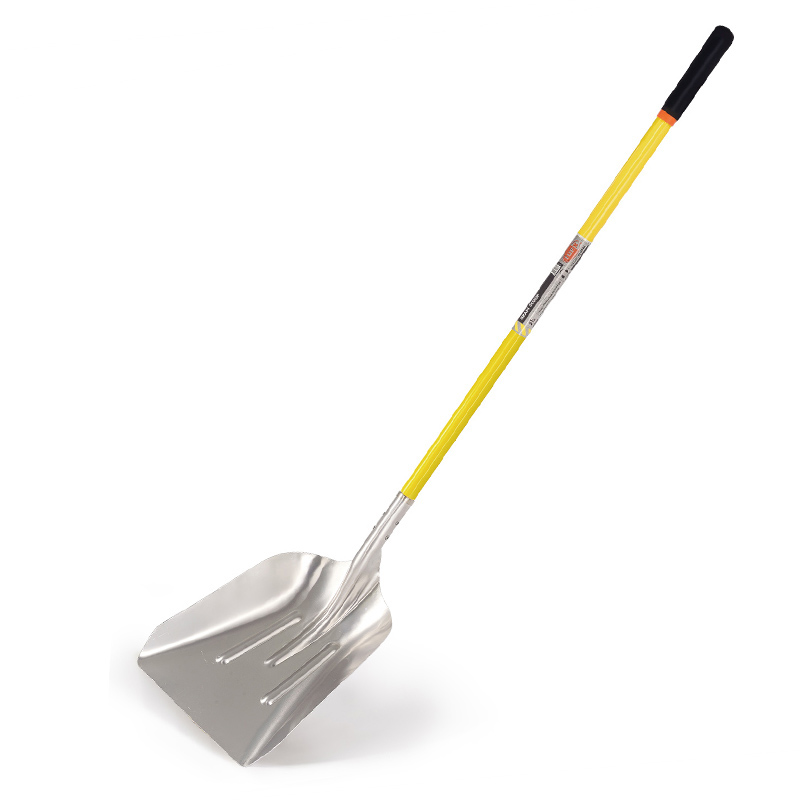 Long Handle Aluminum Grain Scoop